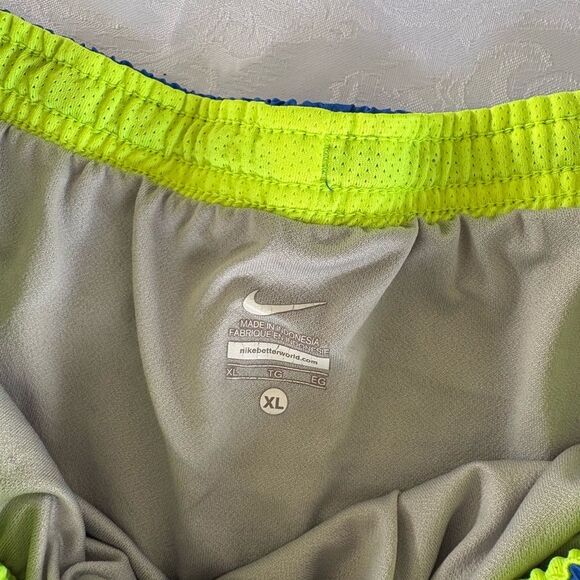 Nike blue and neon yellow woman’s athletic shorts size xl - Picture 3 of 5